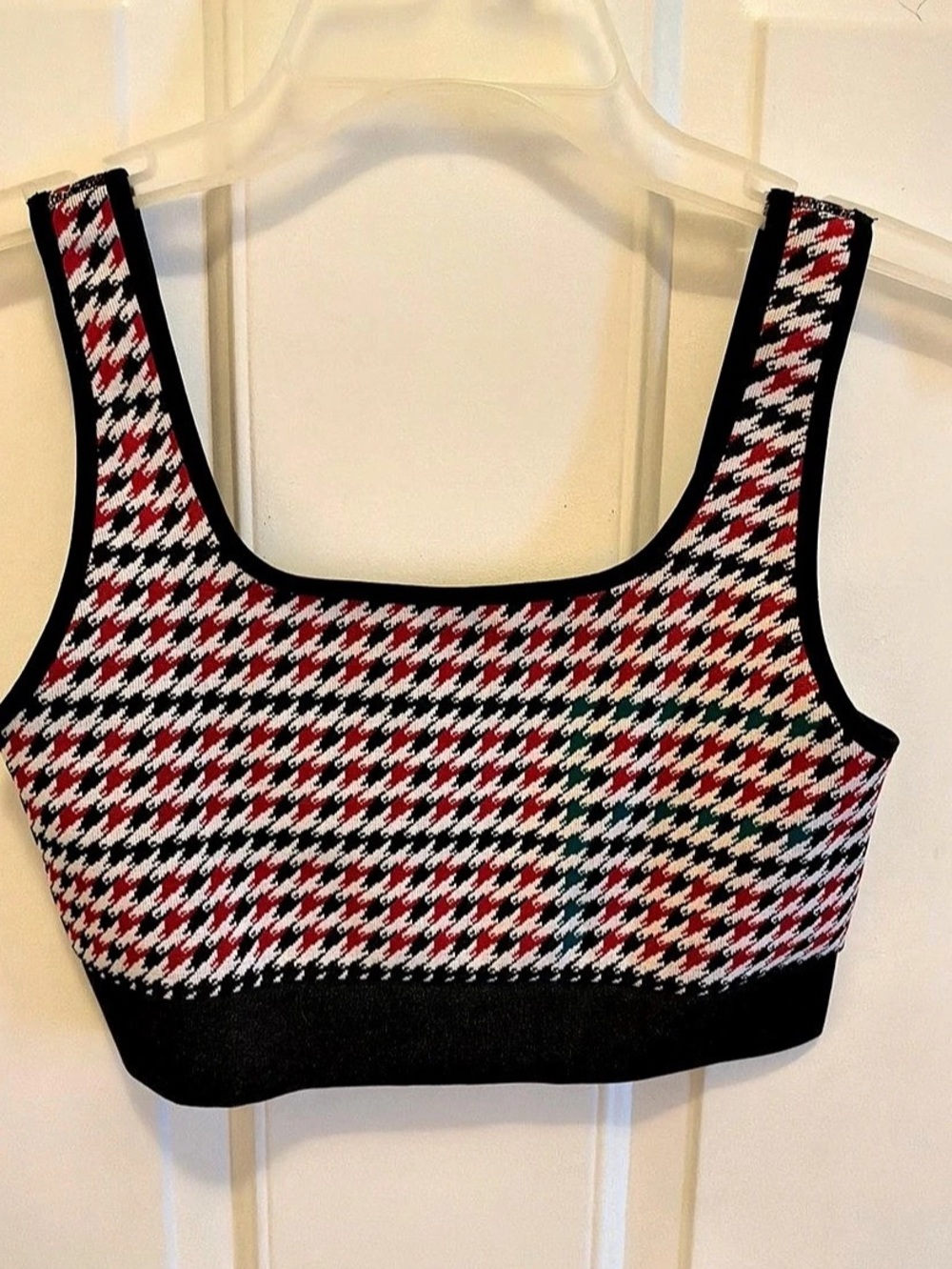 Fabletics Low Impact Seamless Houndstooth Bra Crop Top Black & Red